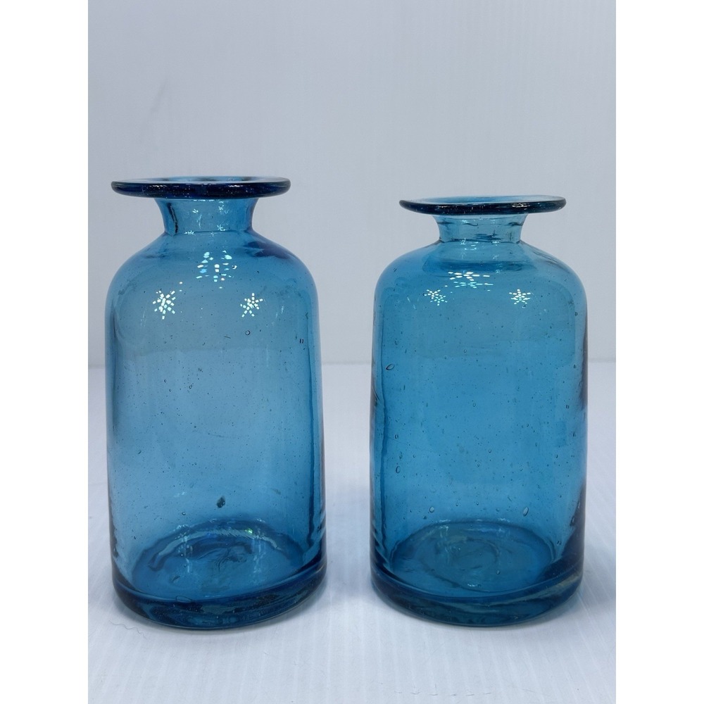 Vintage Hand Blown Blue Glassβ Vase Made In Mexico Bubbles In The Glass